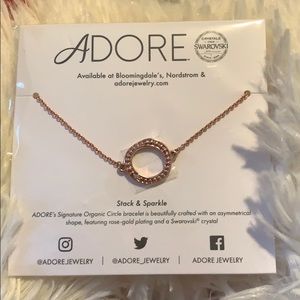 Adore organic circle bracelet